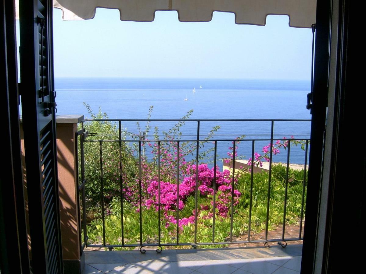 Casa Lorenza Riomaggiore Exterior foto